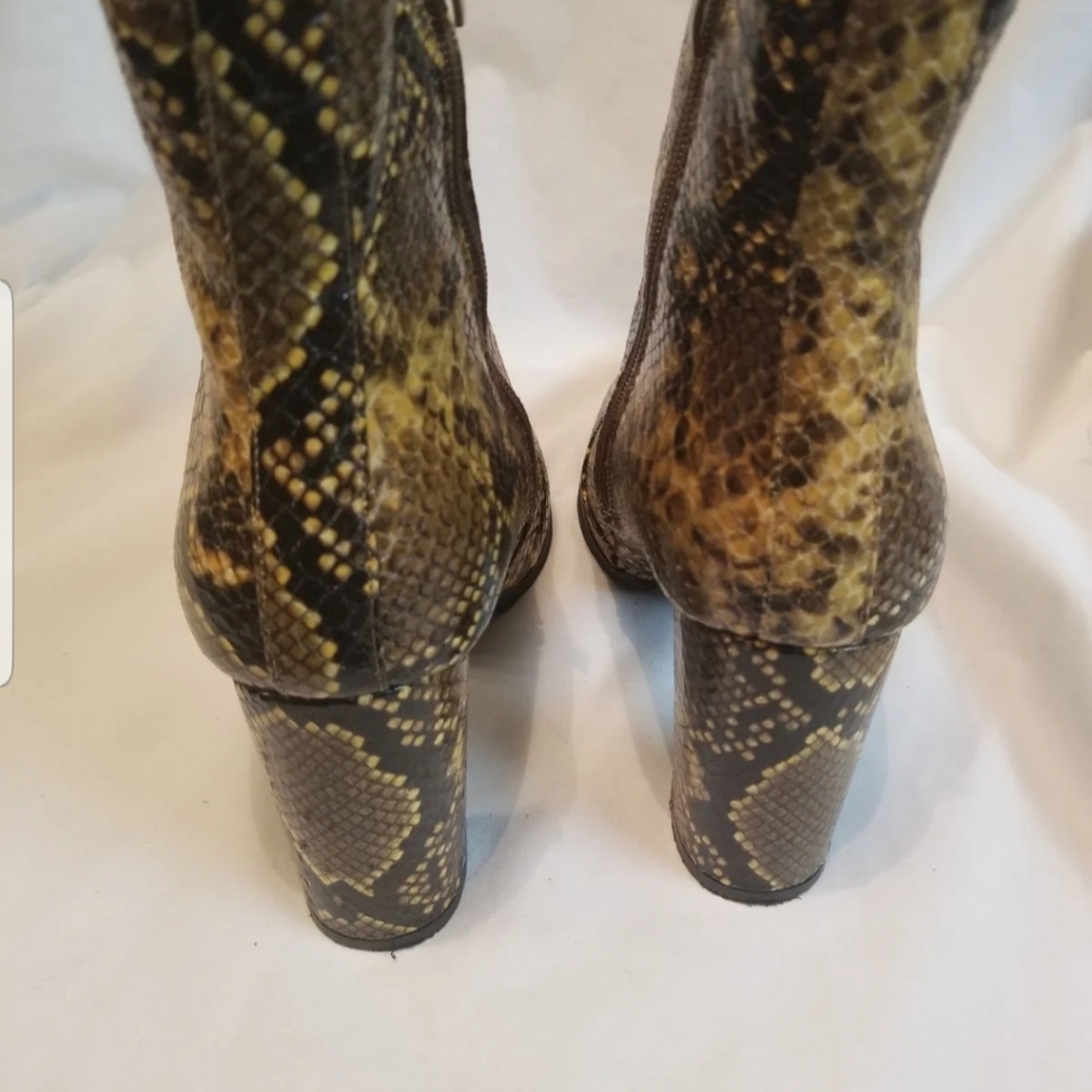 Python Print Booties 7.5 - image 7